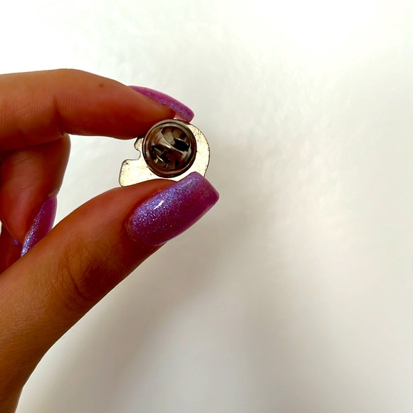 Vintage Raiders pin - Picture 2 of 2